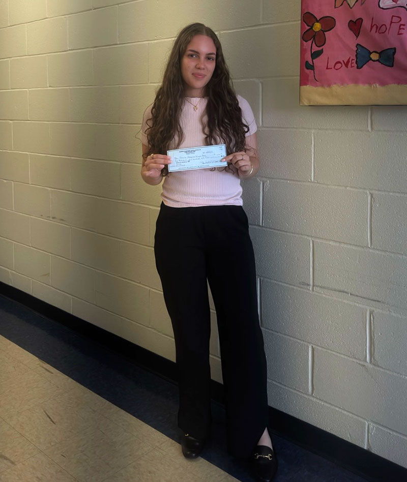  scholarship winner Johanna Vargas Baez